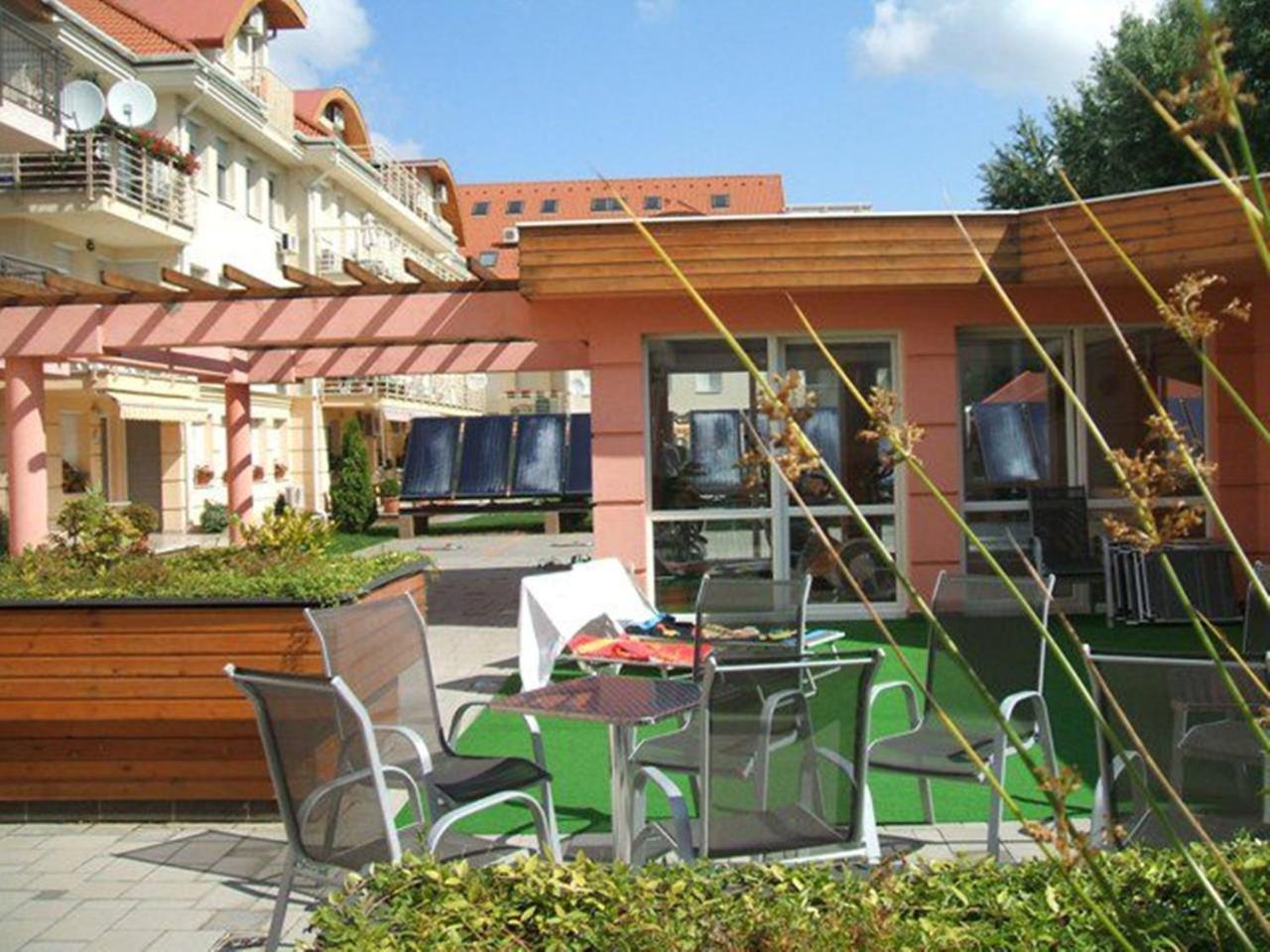 Aqua Wellness Apartments Hajduszoboszlo Exterior photo